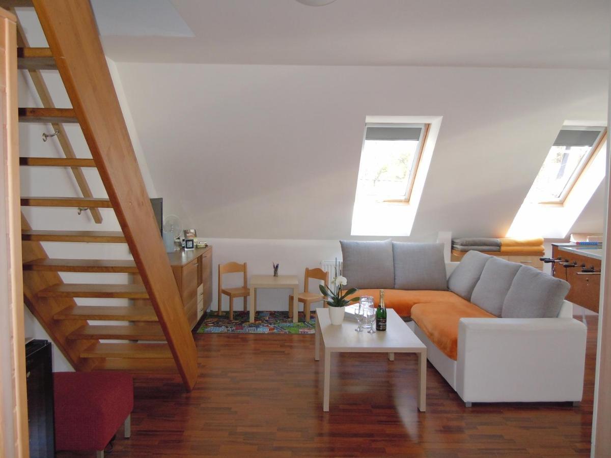 Apartment Wellness Vlckova Exterior foto