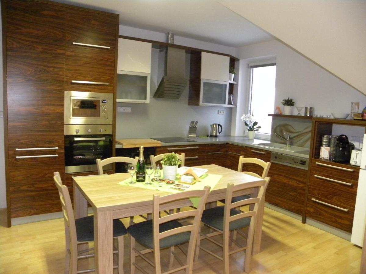 Apartment Wellness Vlckova Exterior foto
